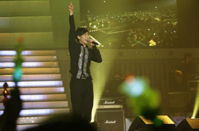 Lee Seung Ki ใน ‘Hope Concert’