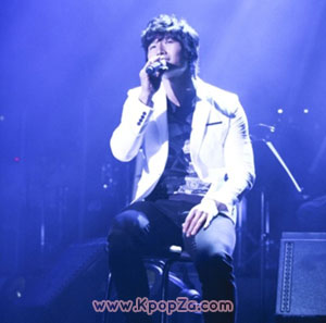 Kim Jong Kook จะจัดมินิคอนเสิร์ต My Special Memory เป็นครั้งแรก