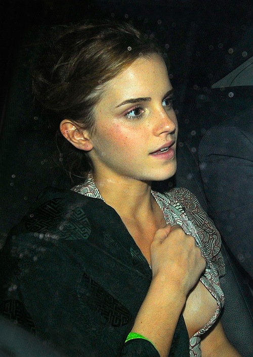 Emma Watson, hot hollywood actress, sexy hollywood actress, young nude hot actress