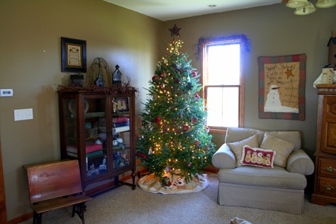 [ChristmasDecorating[3].jpg]