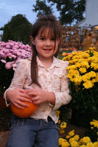 [PumpkinPicking2009-5[2].jpg]