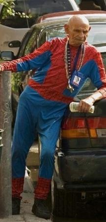 [disfraz_halloween_3[2].jpg]
