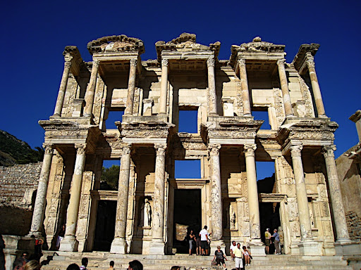 Become a Travel Guide