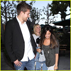 ashley-tisdale-mothers-day.jpg
