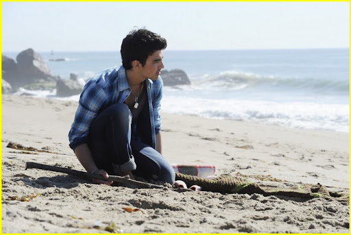 DISNEY'S FRIENDS FOR CHANGE: PROJECT GREEN - "Make A Wave," the new inspirational Friends for Change: Project Green (www.disney.com/projectgreen) anthem by Hollywood Records recording artists and Disney Channel stars Joe Jonas and Demi Lovato, also to be featured in the upcoming Disneynature film "OCEANS," will debut February 26 on Radio Disney with the music video world premiere on Disney Channel March 14 and online the following day at Disney.com. The anthem will be available beginning March 15 on iTunes, with all proceeds benefiting environmental charities through the Disney Worldwide Conservation Fund (DWCF). "OCEANS" hits theaters April 22, 2010 (Earth Day). (DISNEY CHANNEL/JAMIE TRUEBLOOD)
JOE JONAS