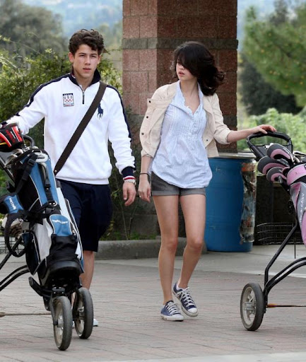 nelena-golf-date (12).jpg