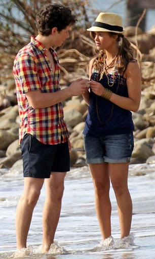 nick-jonas-nicole-anderson-jonas-couple (235)_0.jpg