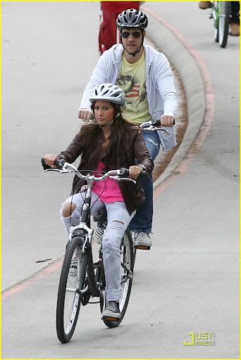 WWW.BAUER-GRIFFIN.COMAshley Tisdale and Boyfriend Scott Speer  get some Starbucks before going on a 2 1/2hr bike ride around the Stanley Park Sea Wall in Vancouver, BC Canada.Ashley got a little cheeky a few times first sticking her tongue out and then throwing her bike down.EXCLUSIVE    April 18, 2010Job: 100418NP1   Vancouver, BC Canadawww.bauergriffinonline.comwww.bauergriffin.com