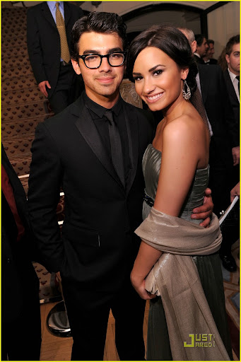 jonas-brothers-white-house-correspondent-dinner-05.jpg