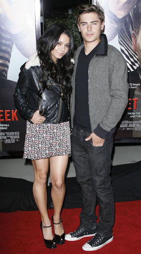 zanessa-greek-premiere (2).jpg