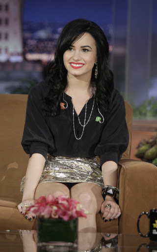 demi-lovato-7179-7.jpg