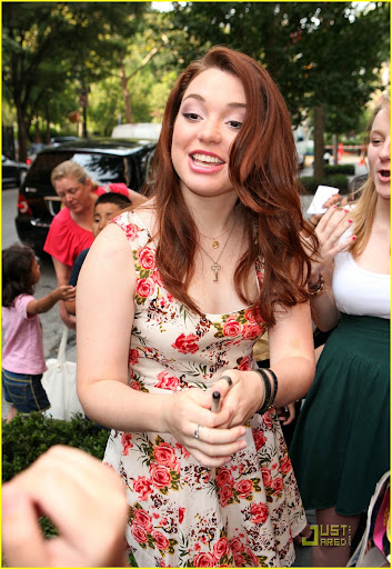 jennifer-stone-gramercy-gorgeous-04.jpg