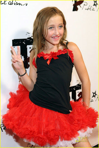 noah-cyrus-keana-texeira-tca-party-10.jpg