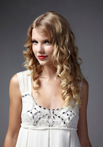 taylor-promoshoot-vma-3.jpg