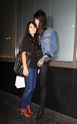 33362, WEST HOLLYWOOD, CALIFORNIA - Monday August 17 2009. Trace Cyrus takes a Demi Lovato-a-like for a romantic date at Katsuya. The "Metro Station" star and older brother of tweeny princess Miley Cyrus smooched his new lady infront of a gathering of paparazzi before driving her home for the evening. Trace recently split from Disney darling Demi Lovato. Photograph: © Hellmuth Dominguez, PacificCoastNews.com**FEE MUST BE AGREED PRIOR TO USAGE***UK OFFICE:+44 131 557 7760/7761 US OFFICE:1 310 261 9676