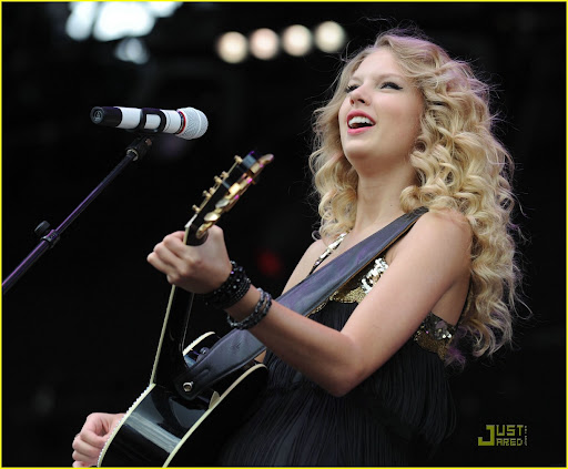 Taylor Swift The V Festival at Hylands Park, Chelmsford - Day One Chelmsford, England - 22.08.09 Credit: (Mandatory): WENN.com