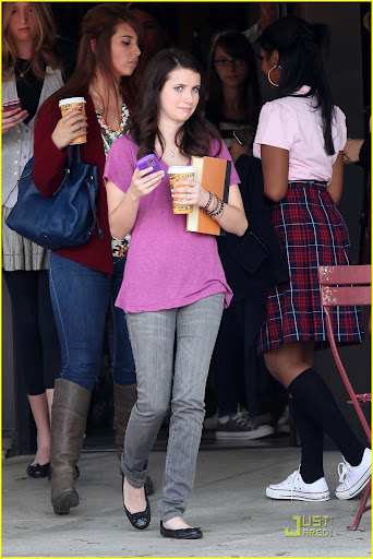 Emma Roberts filming Valentine's Day in Studio City. <P> Pictured: Emma Roberts <B>Ref: SPL125090 110909 </B><BR/> Picture by: Clint Brewer / Splash News<BR/> </P><P> <B>Splash News and Pictures</B><BR/> Los Angeles: 310-821-2666<BR/> New York: 212-619-2666<BR/> London: 870-934-2666<BR/> photodesk@splashnews.com<BR/> </P>