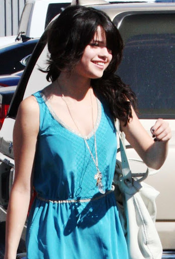 selena-recording (2)_0.jpg