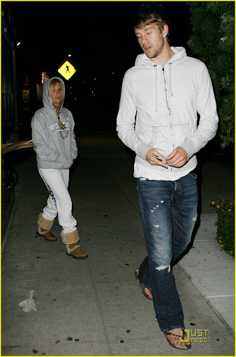 Ashley Tisdale, Scott SpeerAshley Tisdale walk around her "hood" in Toluca Lakeat 10/9/09 - Toluca Lake, CaliforniaCredit: Frederico Allende / Broadimagereference: 100909_BDG_FDLA_045sales@broadimage.com<br>Bus: (310) 301-1027<br>Fax: (646) 827-9134<br>