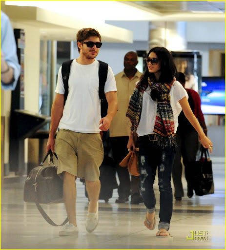 Â©NATIONAL PHOTO GROUP
Zac Efron and Vanessa Hudgens depart LAX Airport.
Job: 081910J6
EXCLUSIVE Aug. 19th, 2010 Los Angeles, CA
NPG.com