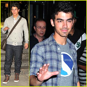 joe-nick-jonas-cr2-bloopers.jpg