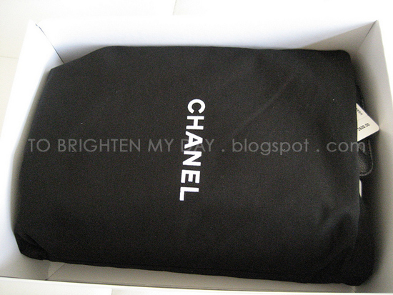 chanel lambskin classic flap bag medium