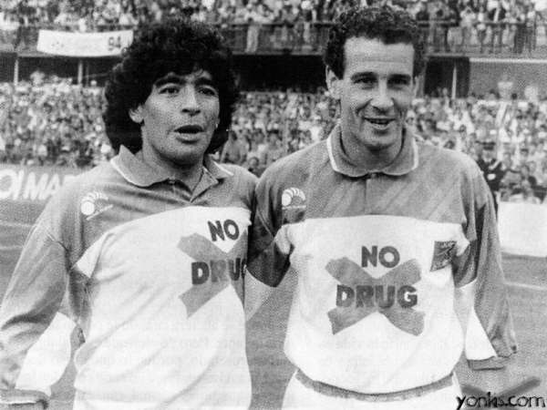 [Maradona[3].jpg]