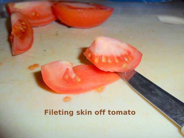 [Fileting-skin-off-tomato-1[3].jpg]
