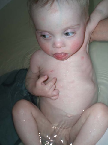[Ukraine 052 first bath[3].jpg]