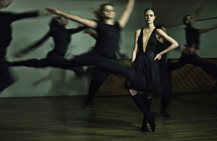 Image Dimension: 750x489 WOMEN in PHOTO ART