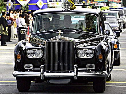 Image Dimension: 440x328 Presidential Cars from around the Globe... See which President drives what car!