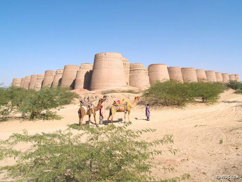 Image Dimension: 800x600 :: Derawar Fort: Large Square Fortress In Pakistan Derawar Fort: Large Square Fortress In Pakistan