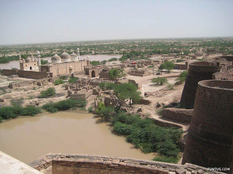 Image Dimension: 800x600 :: Derawar Fort: Large Square Fortress In Pakistan Derawar Fort: Large Square Fortress In Pakistan