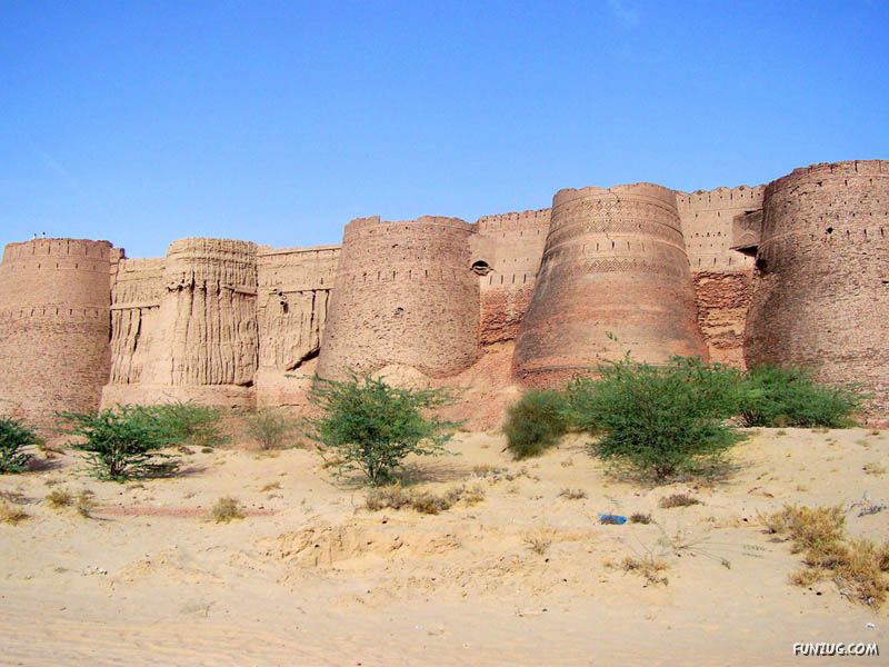 Image Dimension: 800x600 :: Derawar Fort: Large Square Fortress In Pakistan Derawar Fort: Large Square Fortress In Pakistan