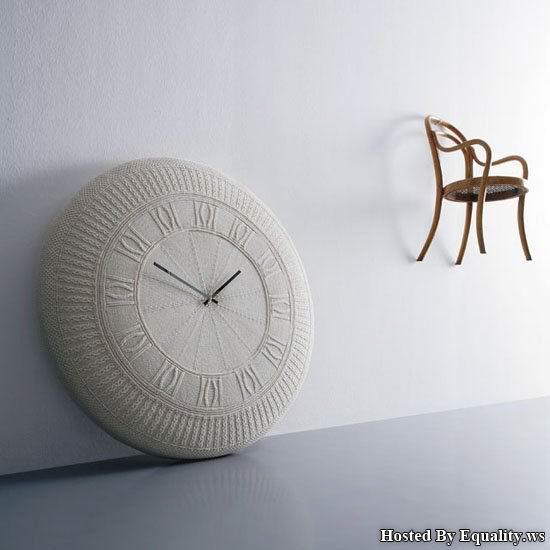 Beautiful and Colorful Wall Clocks