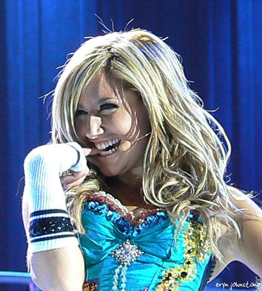 Ashley Tisdale Images