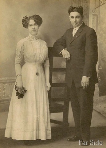 [June 29 1911 Frank and Mae  nee Abbott Lemon copy[6].jpg]