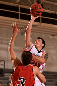 Miguel Ley elevates for the shot  (Photo by Dan L. Vander Beek)