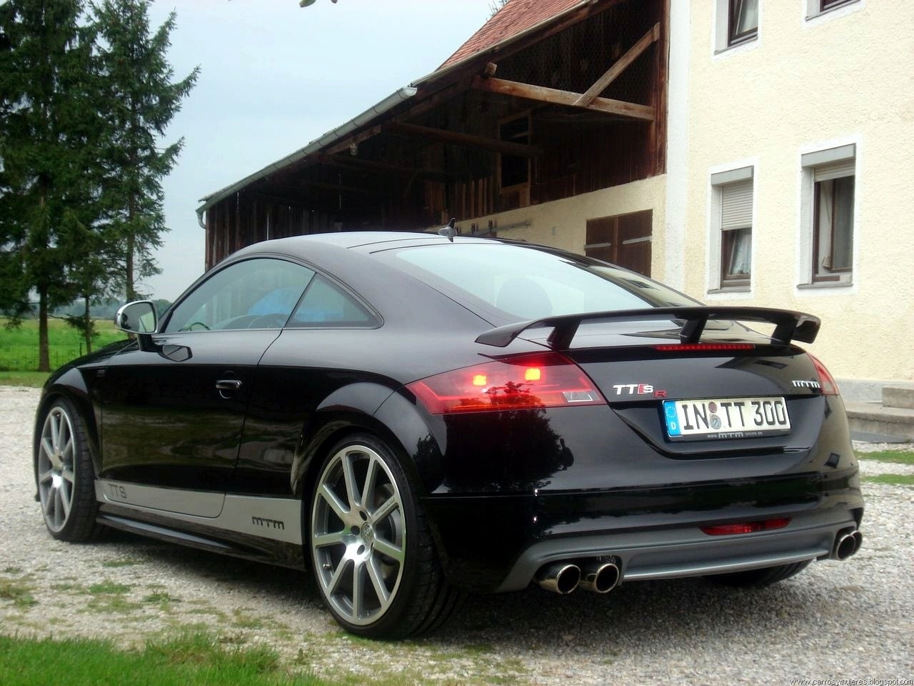 [audi_tt_s_mtm_4[3].jpg]