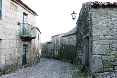 [sortelha - rua da villa[4].jpg]