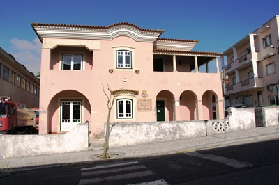 [Porto de Mós - Biblioteca Municipal[4].jpg]