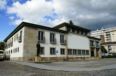 [SabugalGlriaIshizakatribunaljudicial[1].jpg]