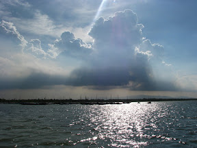 How to name it ????????The sight made many watch with awe..
