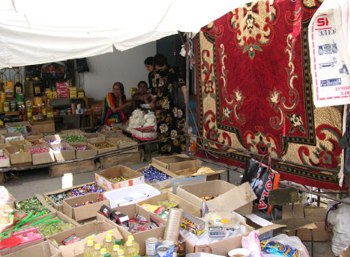 Marché de Khorog, 13 juillet 2007. Photo : Jean Michel