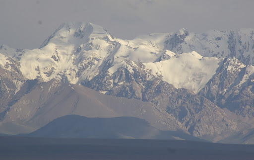La chaîne du Koksaal Alatau (10 juillet 2006). Photo : J.-M. Gayman