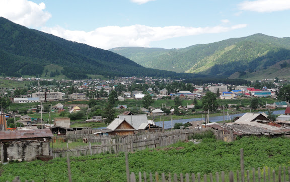 La ville d'Ongudaï, 8 juillet 2010. Photo : B. Lalanne-Cassou