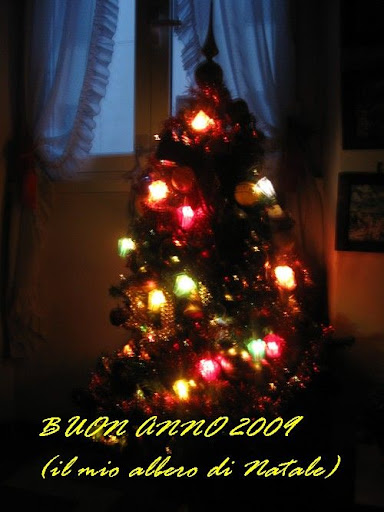 ciaooooooooooooo !!!!!!!!! dans Natale 2008 (qualcosa sul) 31%20.%2012%20.%202008%20002.jpg%20albero%20di%20Natale%20con%20scrita