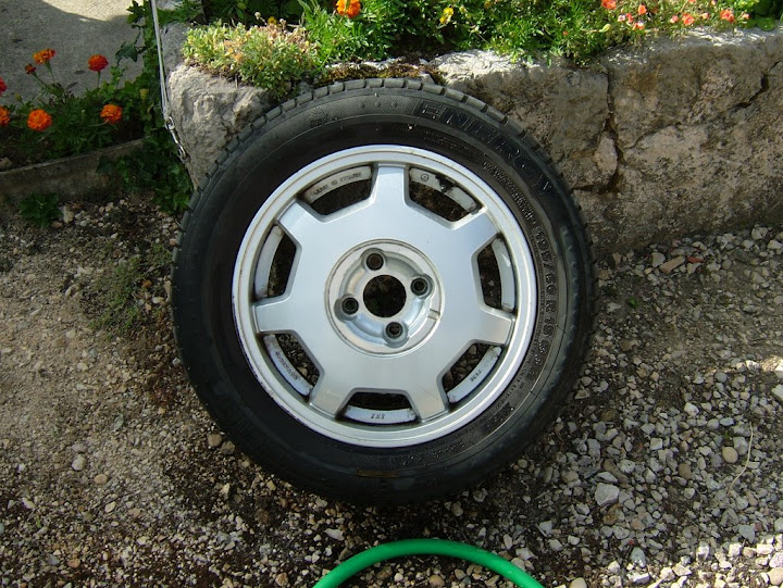 http://lh4.ggpht.com/_6hn6SfeoBhc/Slew8-0pVcI/AAAAAAAACwY/rv3gv-zXp8c/s720/DSCF6356.JPG