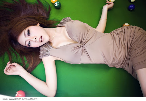 Playing Pool with Xia Xiao Wei