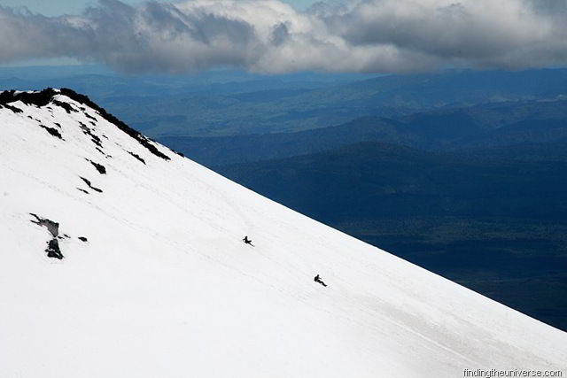 [The fast way off the Mount Doom crater edge.jpg]